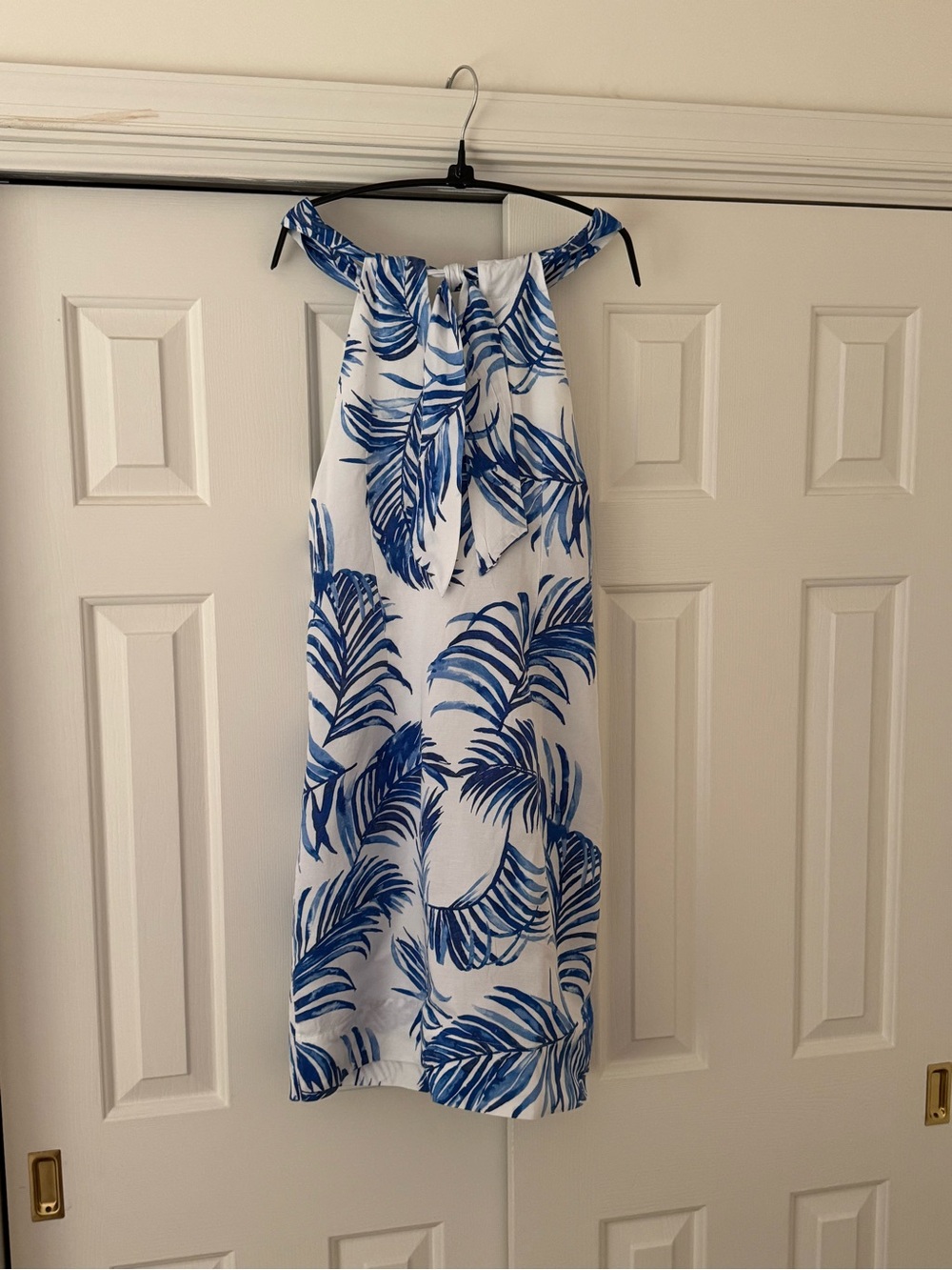 Tommy Bahama White Dress with Blue Palm Motif - Picture 4 of 12
